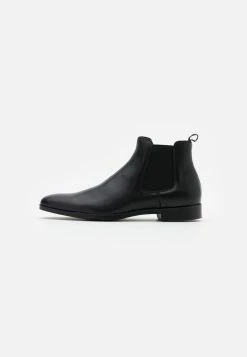 Pier One Classic Ankle Boots - Black