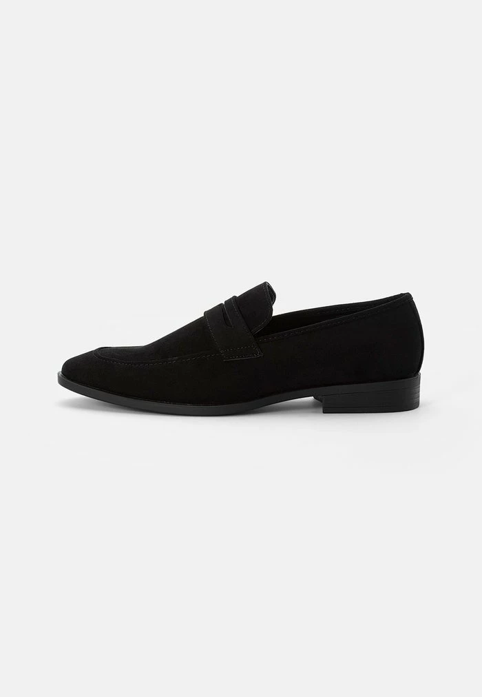 Pier One Slip-ons - Black 1 Pier One Slip-ons - Black