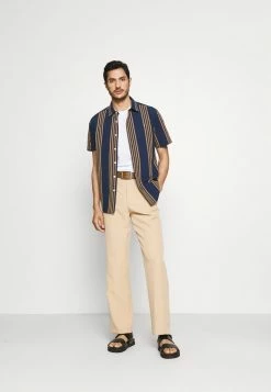 Pier One 5 PACK - Basic T-shirt - White/black/bordeaux