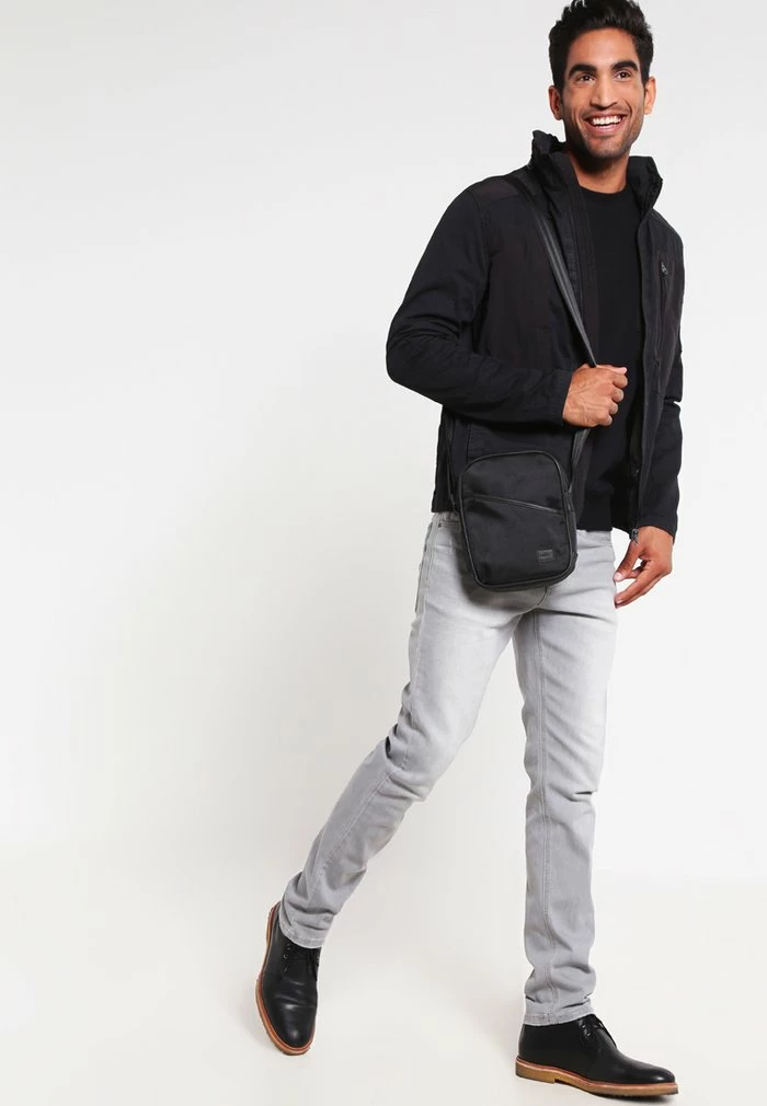 Pier One Sweatshirt - Black 2 Pier One Sweatshirt - Black - Image 2