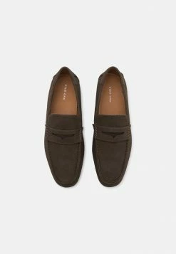 Pier One Slip-ons - Brown -Pier One Shop ac9df3a14a1944b48de43dbf010c11fe