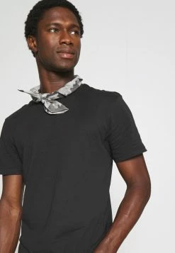 Pier One 3 PACK - Basic T-shirt - Black/mottled Dark Grey/bordeaux -Pier One Shop ae9b9691c10949c5b4edc17929f8c13a