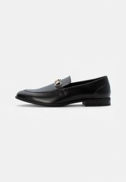 Pier One Slip-ons - Black