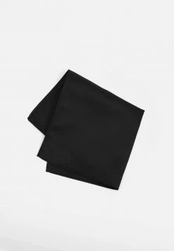 Pier One Pocket Square - Black -Pier One Shop bc1774aa5f46449ebe460f7b496d471e
