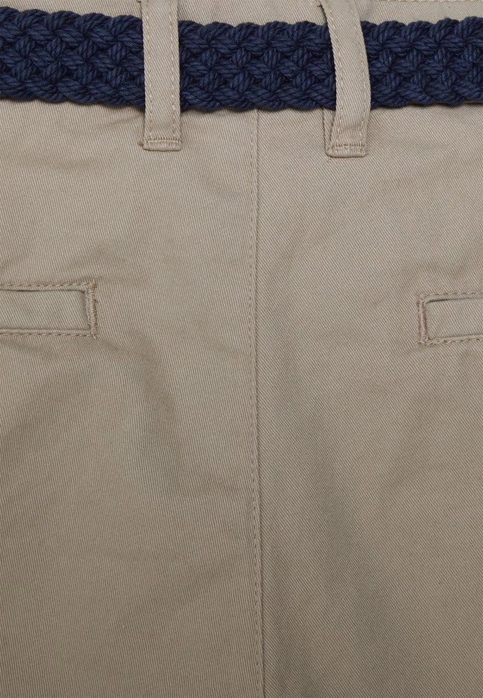 Pier One CHINOS WITH BELT - Shorts - Tan 3 Pier One CHINOS WITH BELT - Shorts - Tan - Image 3