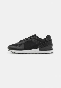 Pier One Trainers - Black