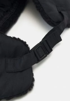 Pier One Beanie - Black -Pier One Shop cc05bce69404484ead59ee470fdfd65e