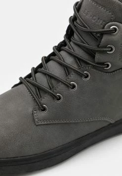 Pier One High-top Trainers - Dark Gray -Pier One Shop cf2d50cc80484f929bba64328e6396ad