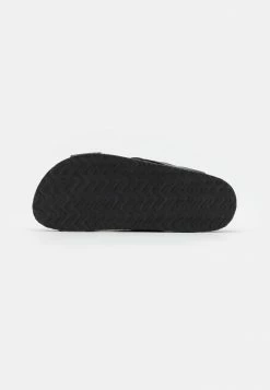 Pier One UNISEX - Slippers - Black -Pier One Shop d2bace7b1ffb458d806e72d9faa02180