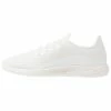 Pier One UNISEX - Trainers - White