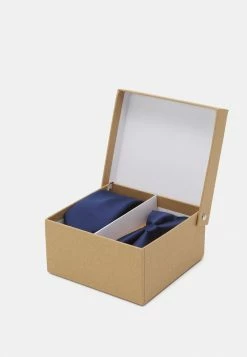 Pier One SET - Tie - Dark Blue -Pier One Shop d7d242c8efd7468393e4c94364dccd12