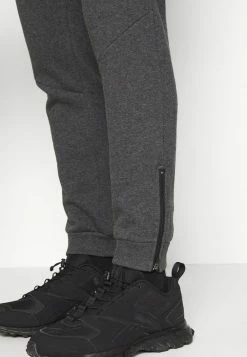 Pier One Tracksuit Bottoms - Mottled Dark Grey 9 Pier One Tracksuit Bottoms - Mottled Dark Grey -Pier One Shop d8eb4f9fc9a94d8eb6d9d9d674c6ee81