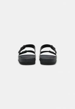 Pier One UNISEX - Slippers - Black -Pier One Shop d9e912440b1f48ef89780c792dc42065