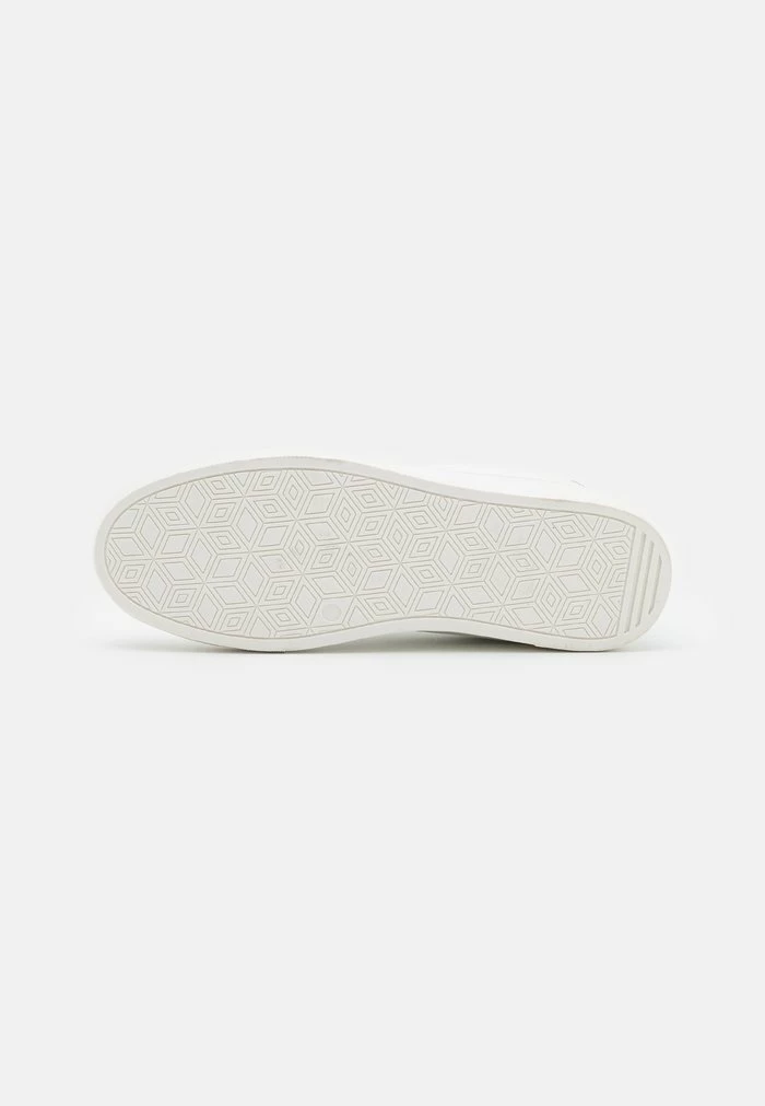 Pier One Trainers - White 5 Pier One Trainers - White - Image 5