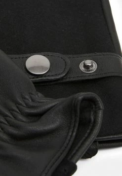 Pier One Gloves - Black -Pier One Shop dfc8c7aeb51241fe88a1061e66eba2cb