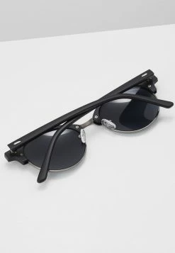 Pier One UNISEX - Sunglasses - Black -Pier One Shop e0ce900c08ff46c39419aa1554434e37