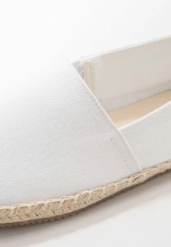 Pier One RENA ESPADRILLE UNISEX - Espadrilles - White 11 Pier One RENA ESPADRILLE UNISEX - Espadrilles - White -Pier One Shop e0d22095d1484315bd44e53c8d53093e