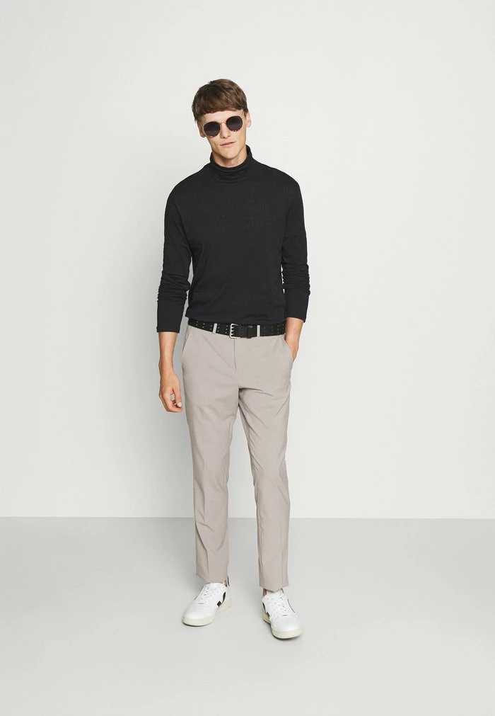 Pier One 3 PACK - Long Sleeved Top - Black/dark Grey/white 1 Pier One 3 PACK - Long Sleeved Top - Black/dark Grey/white