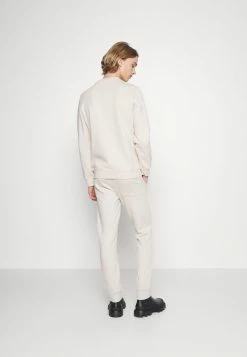 Pier One Tracksuit Bottoms - Tan -Pier One Shop f5019b2e8ca24c62831d7ed0ab056af4