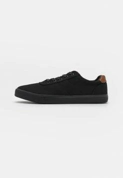 Pier One Trainers - Black