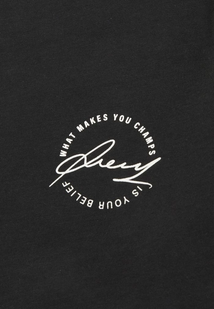 Pier One Print T-shirt - Black 11 Pier One Print T-shirt - Black - Image 11