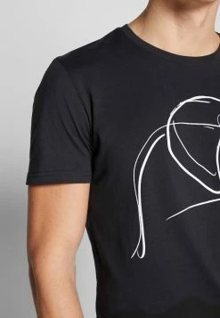 Pier One Print T-shirt - Black -Pier One Shop fb906ec04aff4e6db0632d0ee3a8dc32